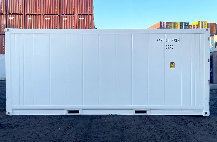 Side profile of a 20ft white refrigerated container showing flat exterior wall panels and visible container ID markings. 
